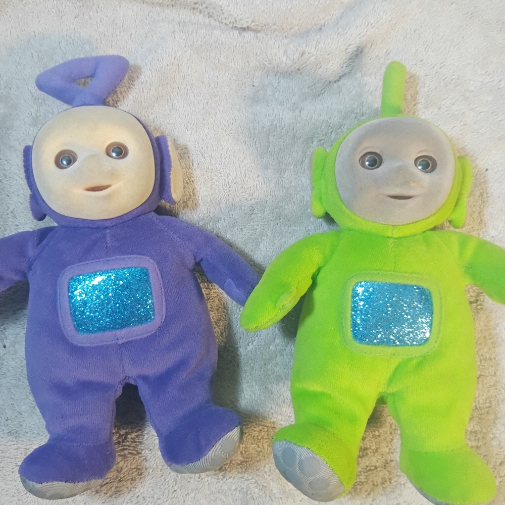 Vintage 1998 Flocked-Face Teletubbies Plush Toys – Set of 2 (Used, Good Conditio